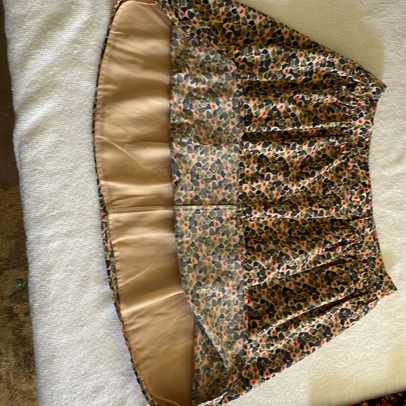 Land's End Canvas Brand Fully Lined Floral Print Mini Skirt - Picture 4 of 7